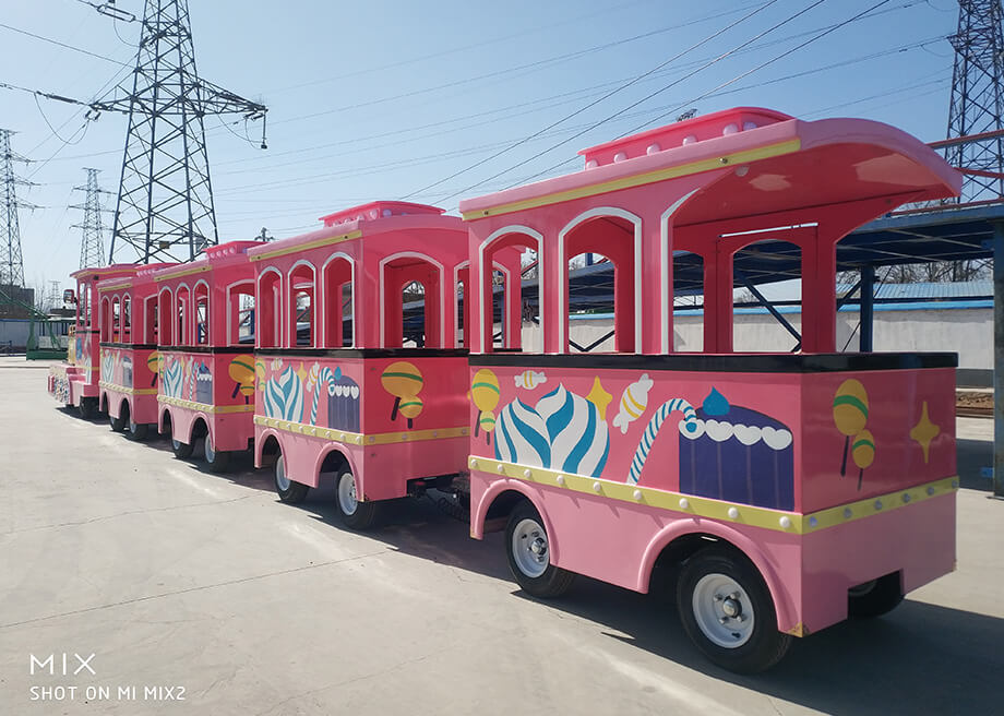 Small Trackless Train