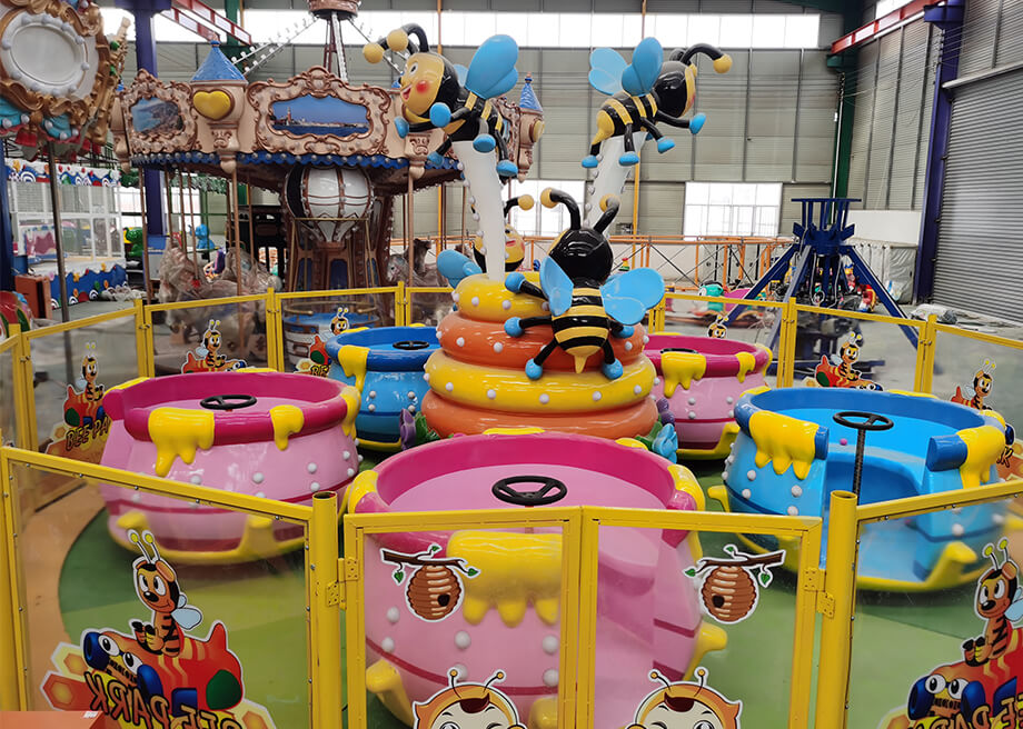 Bee Spray Ball Car Rides