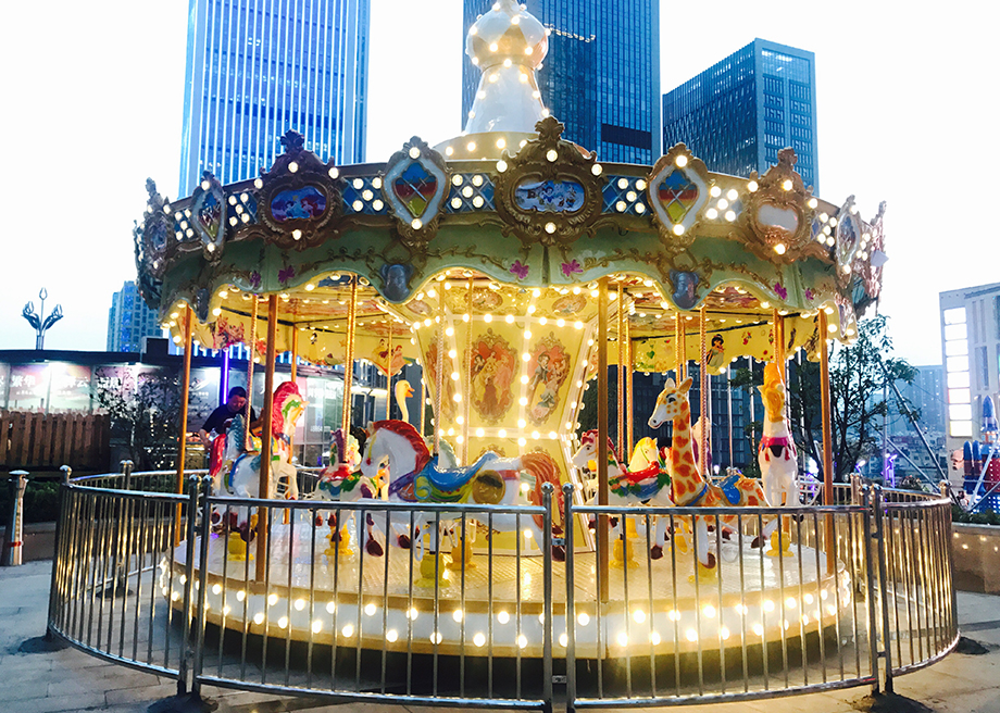 16 Seats Carousel